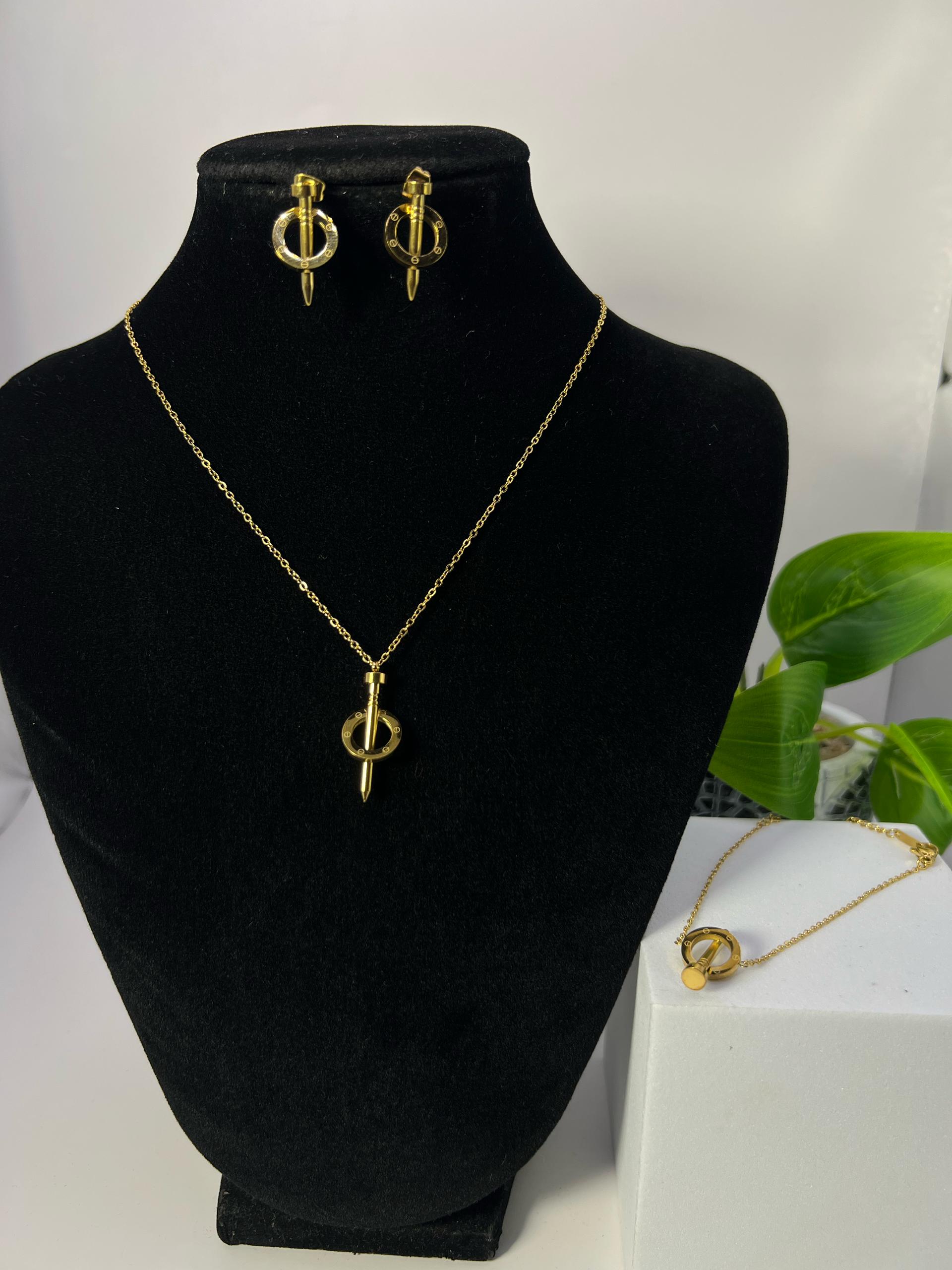 Collier Cercle & Barre